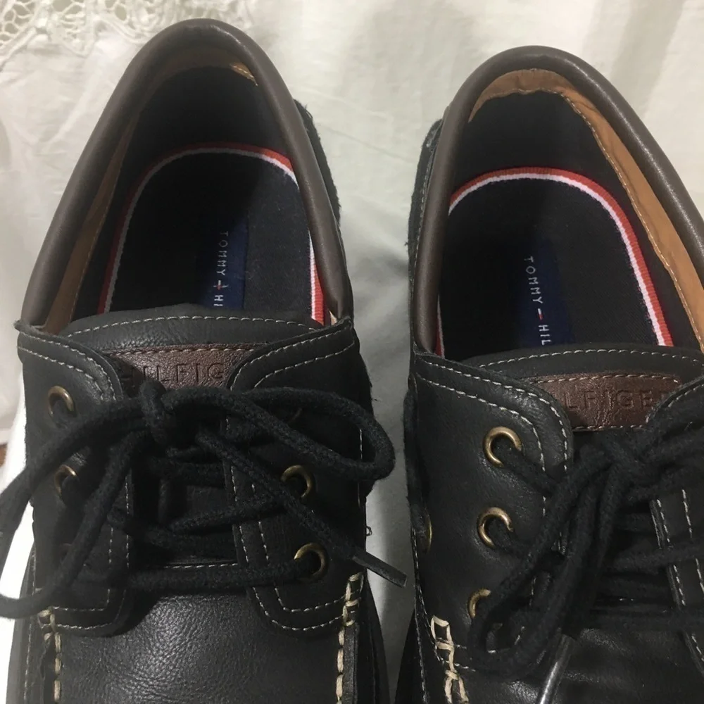 TOMMY Hilfiger Men’s Shoes, Casual Lace Up Size 10